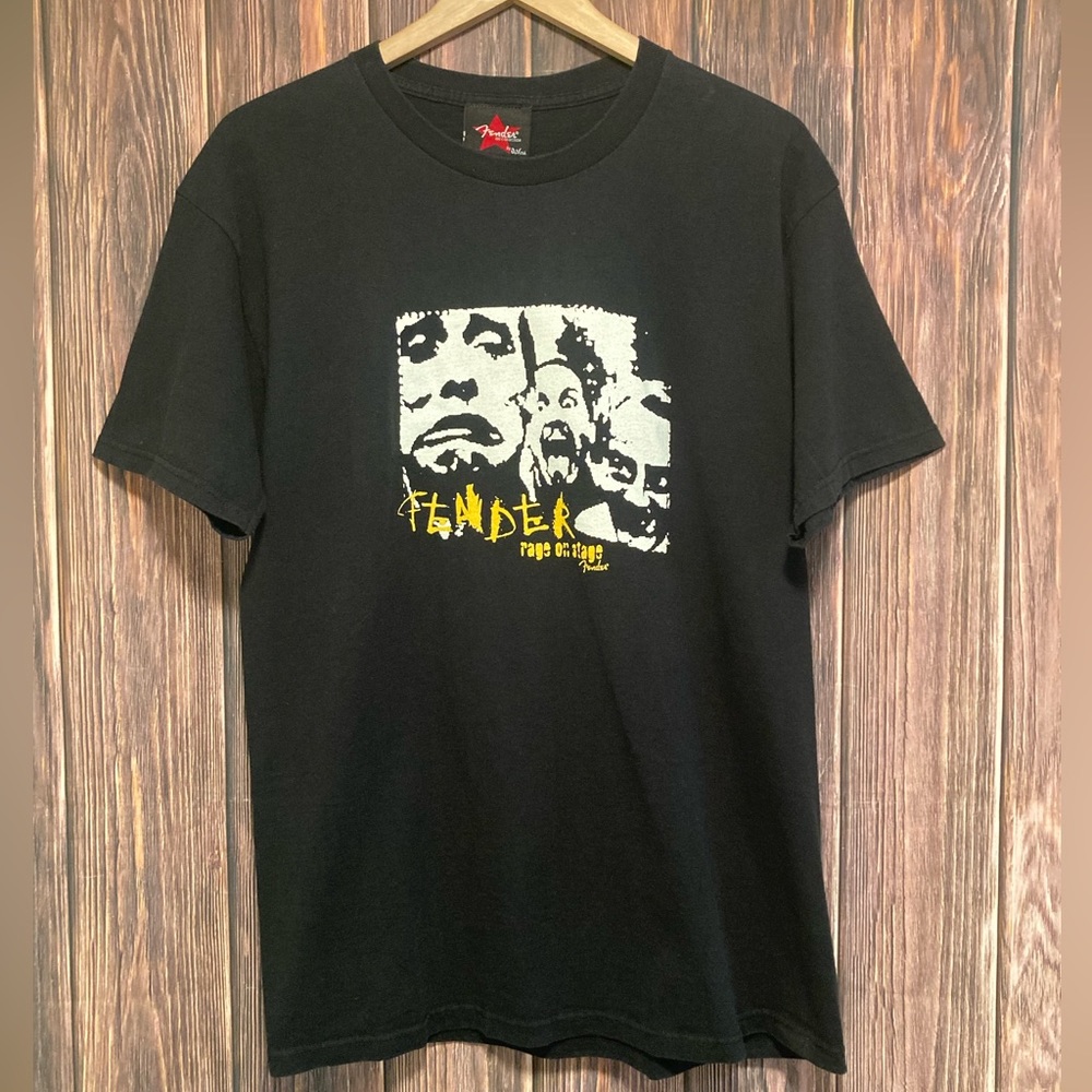 The Fender Collection By DuVinci Rage On Stage Front Logo Tee Shirt Mens Size L